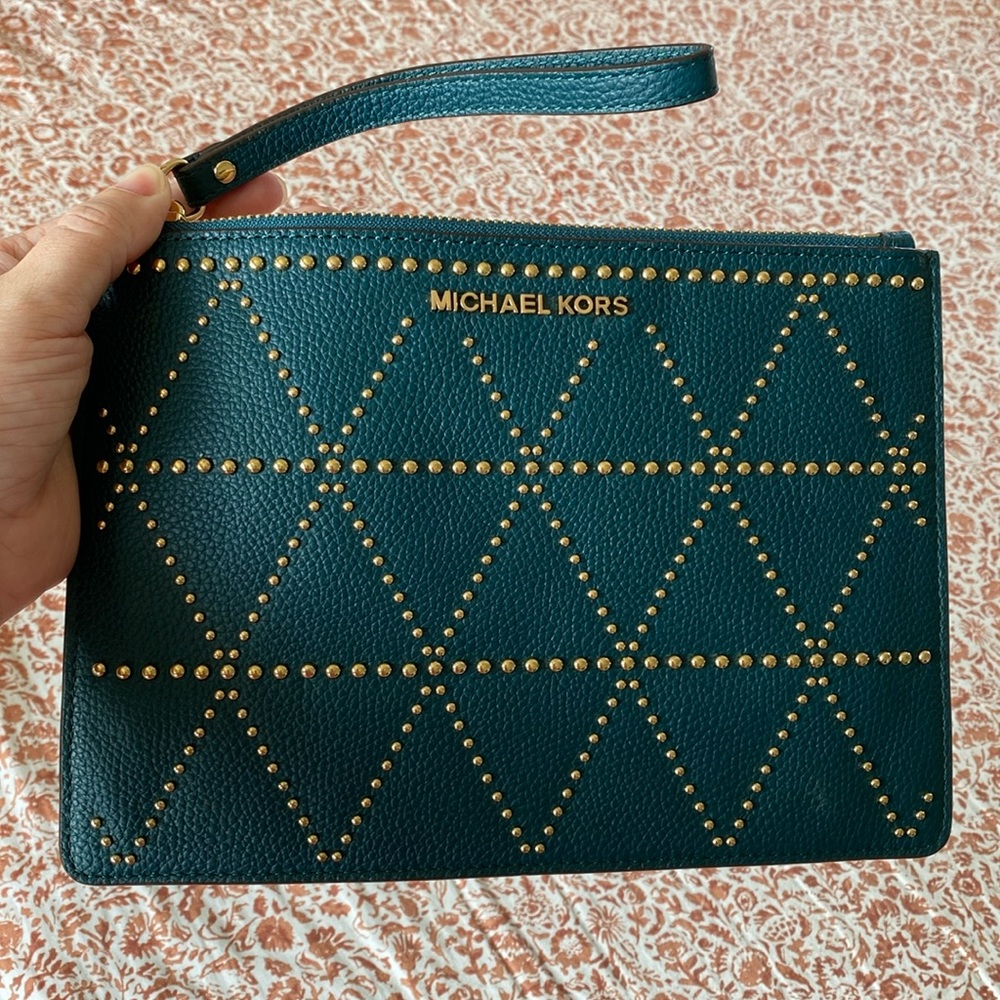Michael Kors XL Zip Clutch Wristlet